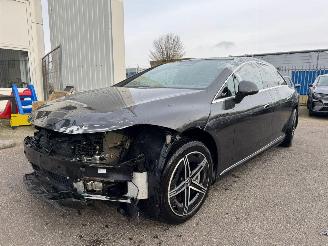 krockskadad bil auto Mercedes EQE 350+ Launch Edition AMG Line 91 kWh AUTOMAAT 2022/8
