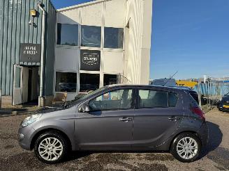 Hyundai I-20 1.2i i-Motion picture 2