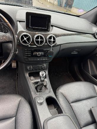 Mercedes B-klasse 180 Ambition picture 13