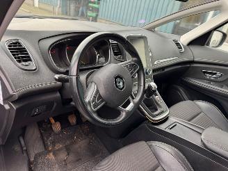 Renault Scenic 1.2 TCe Intens picture 10