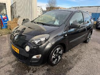 skadebil auto Renault Twingo 1.2 16V Collection BH 2013 137.685 KM 2013/2