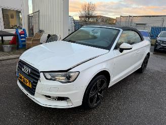 krockskadad bil auto Audi A3 Cabriolet 1.4 TFSI CoD Ambiente Pro Line Plus 2015/8