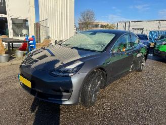 krockskadad bil auto Tesla Model 3 Standard RWD Plus 60 kWh 2019/12