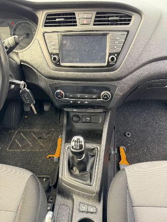 Hyundai I-20 1.0 T-GDI Comfort picture 13