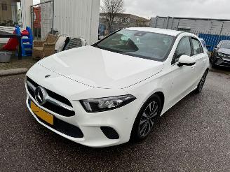 skadebil auto Mercedes A-klasse 180 d AUTOMAAT  Business Solution 135.839 KM 2020/3