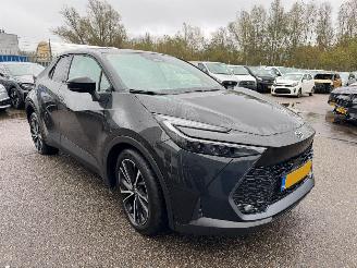 Toyota CH-R 2.0 AUTOMAAT Plug-in Hybrid 220 Executive BJ 2025 10.197 KM picture 6