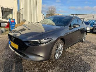 krockskadad bil auto Mazda 3 2.0 AUTOMAAT e-SkyActiv-G M Hybrid 122 Comfort met Bose BJ 2020 113.480 KM 2020/5