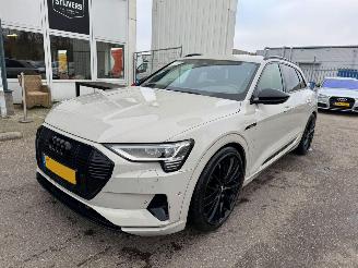 skadebil auto Audi E-tron e-tron 55 quattro advanced 95 kWh AUTOMAAT 2019/12