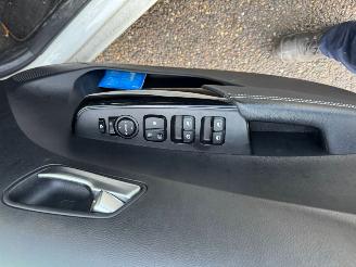 Kia Picanto 1.0 CVVT Design Edition picture 17