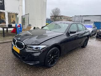 skadebil auto BMW 3-serie 330e AUTOMAAT BJ 2025 BJ 2025 6.850 KM 2025/10