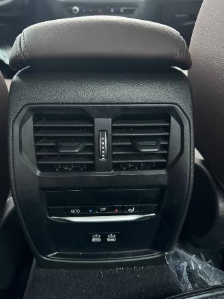 BMW 3-serie 330e AUTOMAAT BJ 2025 BJ 2025 6.850 KM picture 13