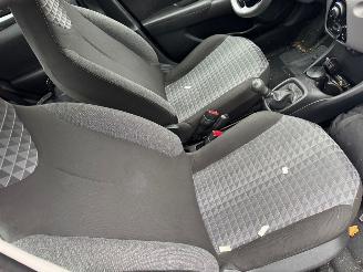 Peugeot 108 1.0 e-VTi Active BJ 2021 97.570 KM picture 16