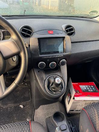 Mazda 2 1.3 BIFUEL Navigator GT BJ 2012 109.345 KM picture 9