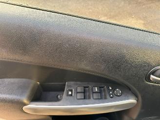 Mazda 2 1.3 BIFUEL Navigator GT BJ 2012 109.345 KM picture 11