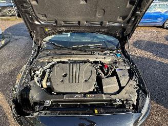 Volvo V-60 2.0 AUTOMAAT B5 R-Design 89.649 KM picture 14