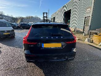 Volvo V-60 2.0 AUTOMAAT B5 R-Design 89.649 KM picture 4