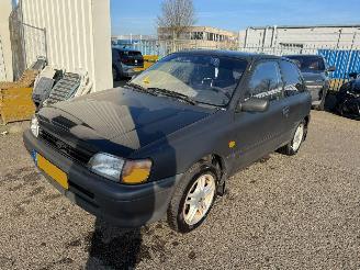 damaged passenger cars Toyota Starlet 1.3i Friend 1995/8