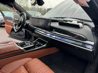 BMW 7-serie 750e xDrive picture 28