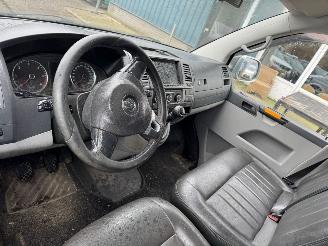 Volkswagen Transporter 2.0 TDI L2H1 DC Comfortline BJ 2011 194.409 KM picture 11