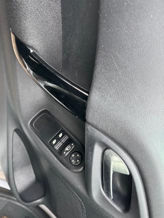 Citroën C3 1.2 VTi Collection BJ 2013 87.224 KM picture 11