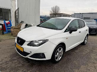 krockskadad bil auto Seat Ibiza 1.2 Club BJ 2010 170.000 KM 2010/8