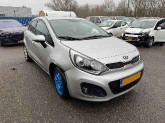 Kia Rio 1.2 CVVT Plus Pack BJ 2012 201.167 KM picture 6