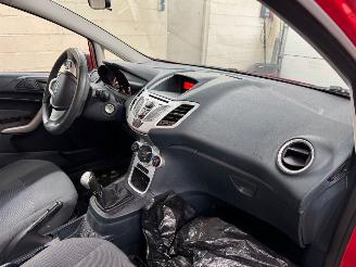 Ford Fiesta 1.25 Champion BJ 2012 158.694 KM picture 13