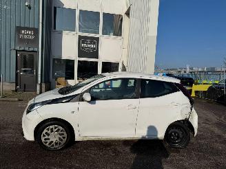 Toyota Aygo 1.0 VVT-i AUTOMAAT X PLAY picture 6