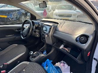 Toyota Aygo 1.0 VVT-i AUTOMAAT X PLAY picture 16