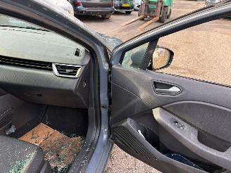 Renault Clio 1.0 TCe Zen picture 10