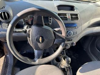 Chevrolet Spark 1.0 16V L picture 9