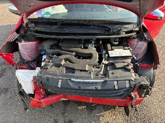 Peugeot 108 1.0 e-VTi Allure picture 8