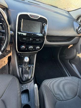 Renault Clio 1.5 dCi ECO Night&Day picture 13