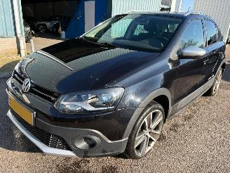 Unfallwagen Volkswagen Polo 1.2 TSI R-Line Edition 2013/10