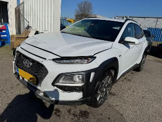 krockskadad bil auto Hyundai Kona 1.6 AUTOMAAT GDI HEV Premium Sky 2020/10
