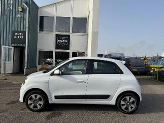 Renault Twingo 1.0 SCe Collection picture 2