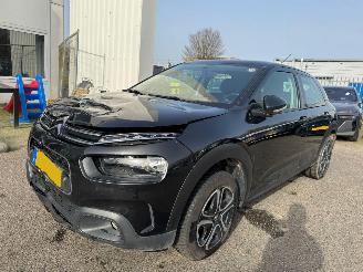 Vaurioauto  passenger cars Citroën C4 cactus 1.2 PureTech C-series 2020/7
