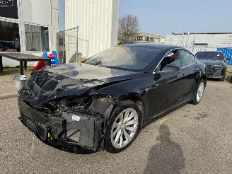 skadebil auto Tesla Model S 75D Base 2018/12