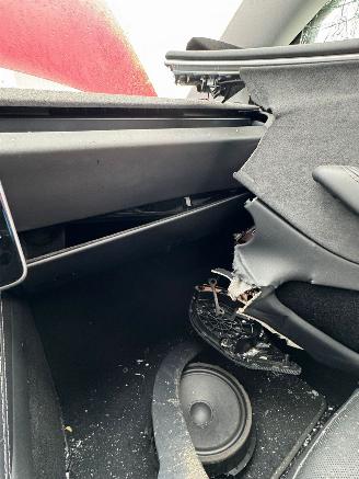 Tesla Model 3 498 PK Premium Long Range AWD 78 kWh picture 27