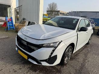 Peugeot 308 1.2 PureTech Active Pack Business picture 6