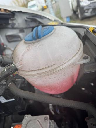 Volkswagen Crafter e-Crafter  AUTOMAAT L3H3 36 kWh picture 10