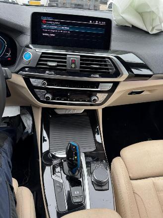 BMW iX3 High Executive 80 kWh picture 21