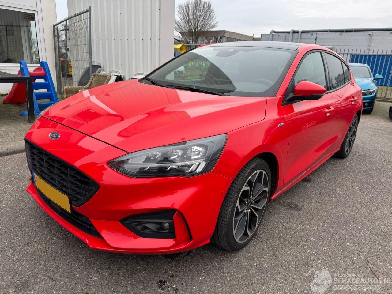 Ford Focus 1.0 EcoBoost ST Line Business