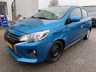 Vaurioauto  passenger cars Mitsubishi Space-star 1.2 Connect+ 2022/9