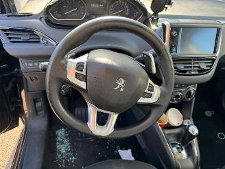 Peugeot 208 1.4 AUTOMAAT  e-HDi Blue Lease picture 9