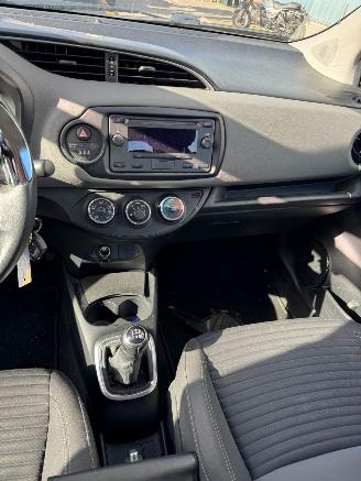 Toyota Yaris 1.0 VVT-i Comfort picture 13