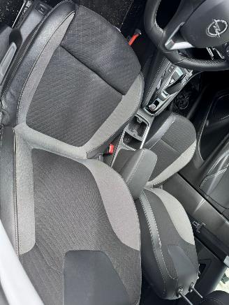 Opel Grandland X 1.6 Turbo Hybrid Business Executive picture 22