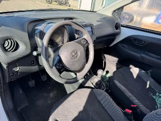 Toyota Aygo 1.0 VVT-i x-fun picture 8