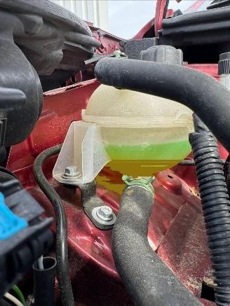 Renault Clio Estate 0.9 TCe Limited picture 10