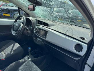 Toyota Yaris 1.5 AUTOMAAT Full Hybrid Dynamic picture 17